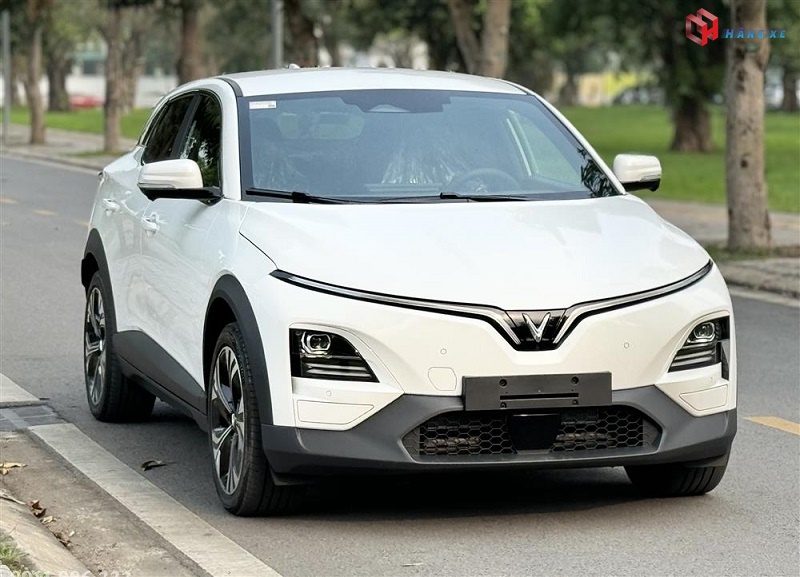 Thiết kế đầu xe Vinfast VF6 2025